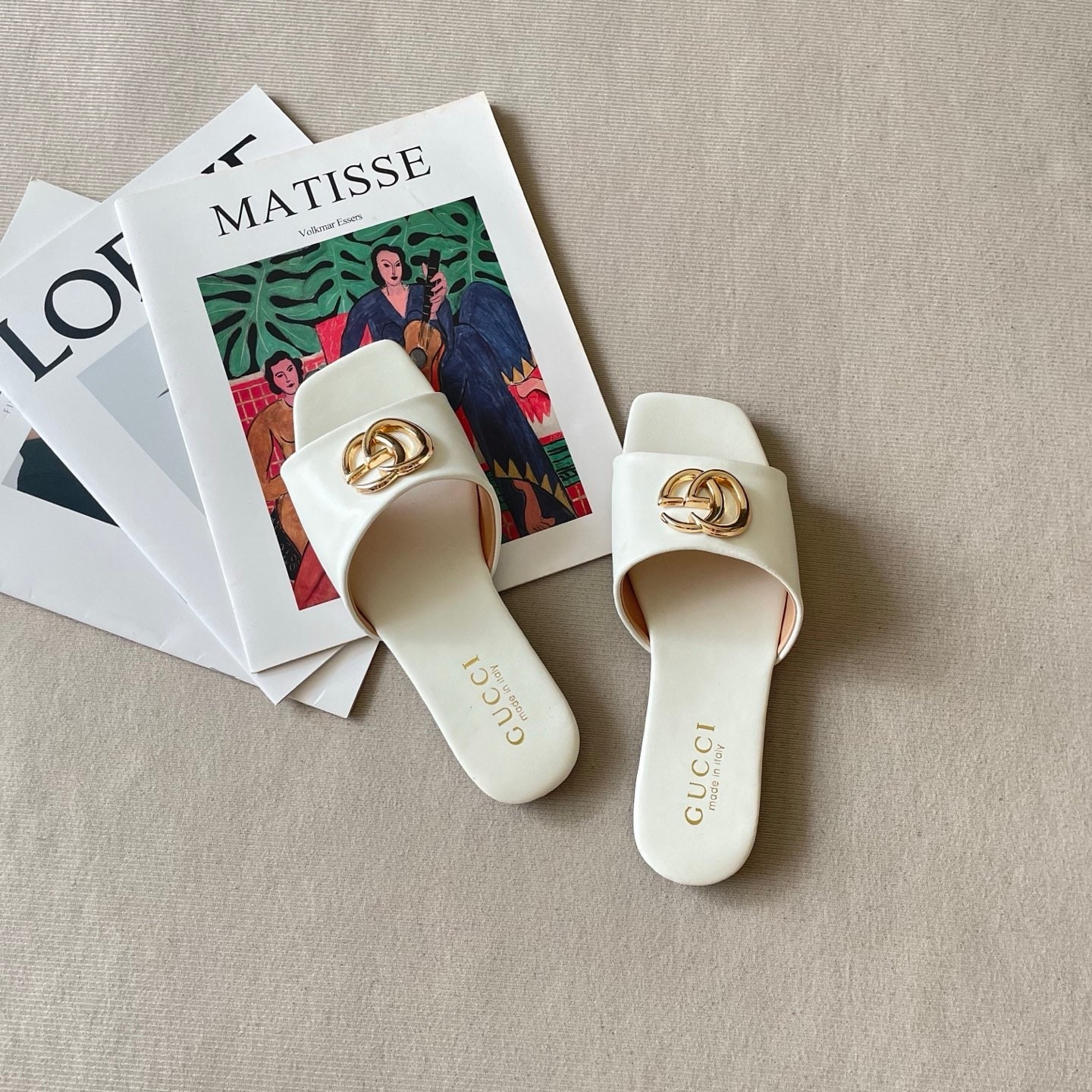 Trendy metal-ring square-toe flat slides