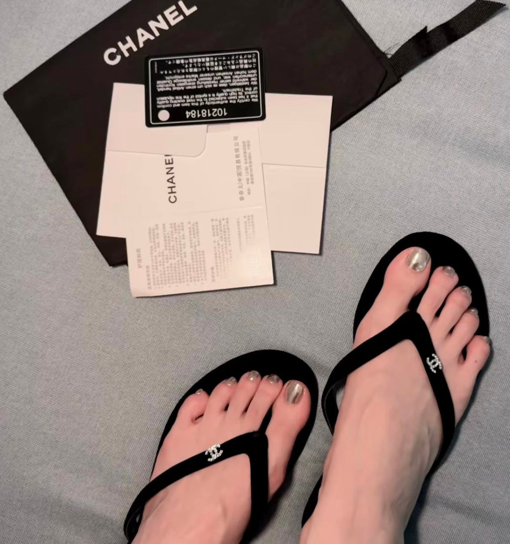 Chic & Comfy Flat Flip Flops
